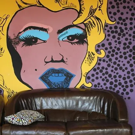Corner Hotel
